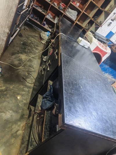 Shop Counter
