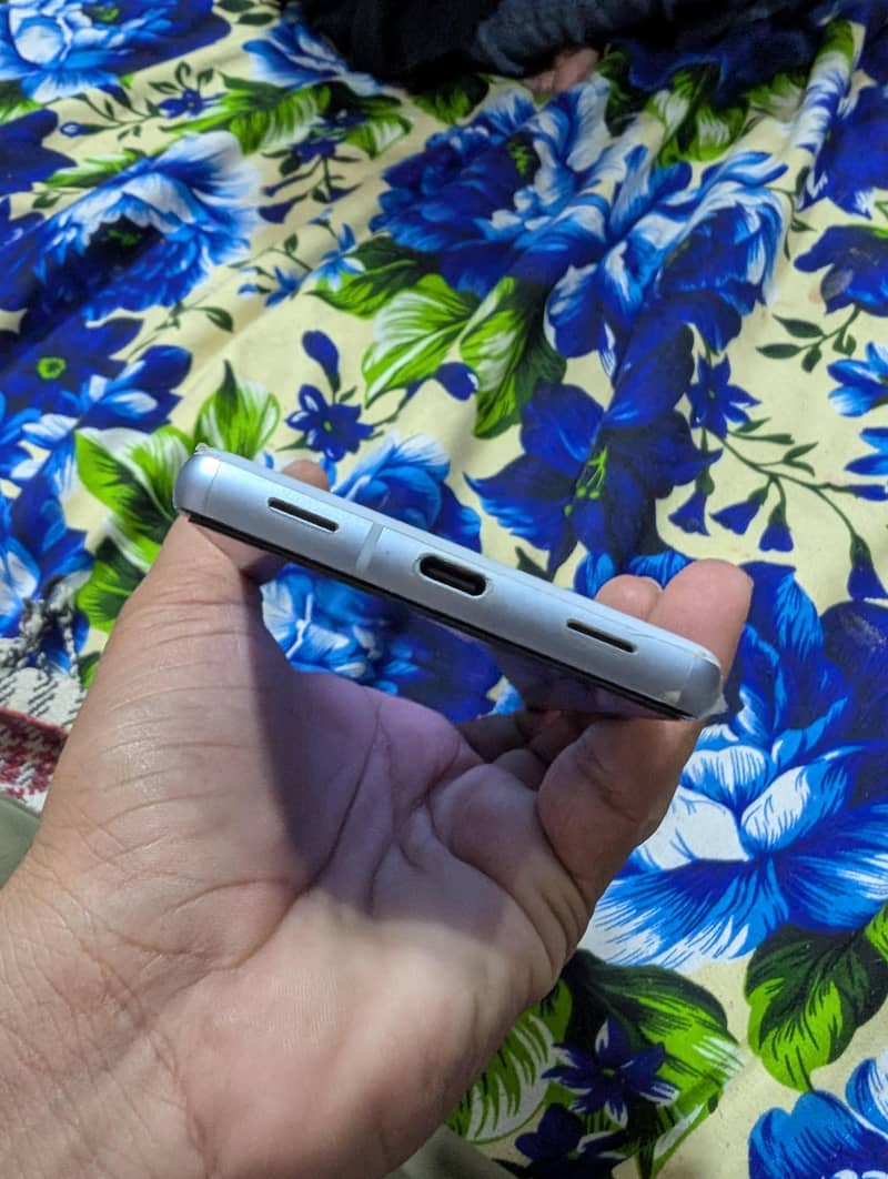 Pixel 7a 5