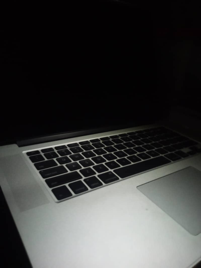 MACbook Pro 2015 0
