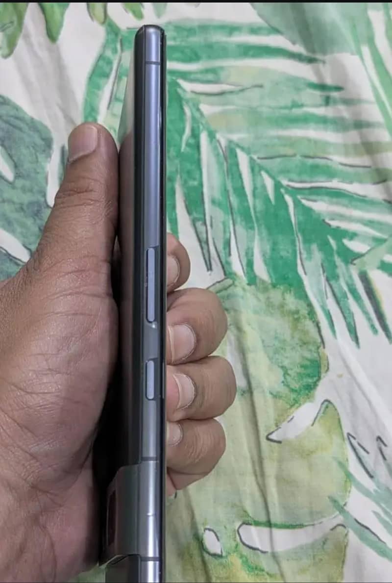 Google Pixel 7 Pro 4
