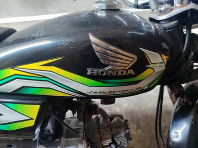 Honda CD 70 2023