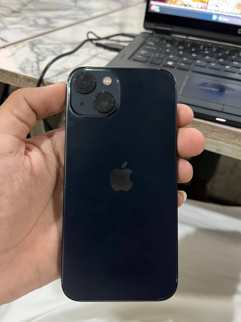 Apple iPhone 13 2