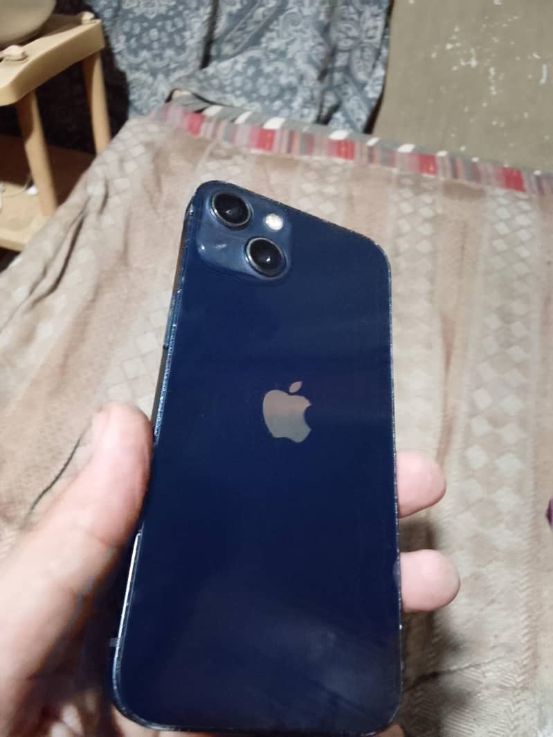 Apple iPhone 13 1