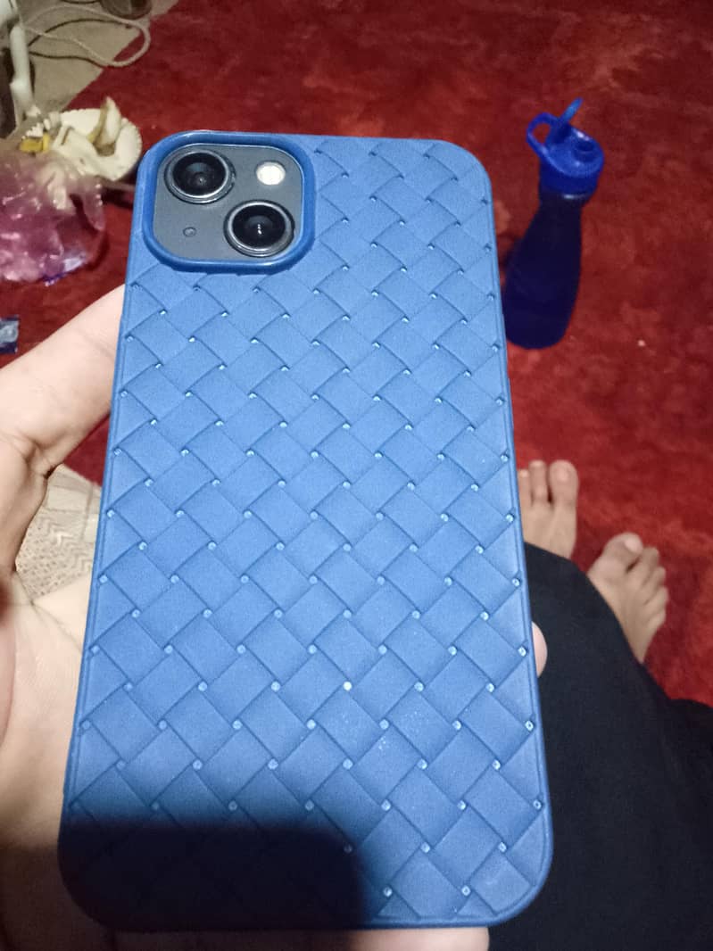 Apple iPhone 13 2