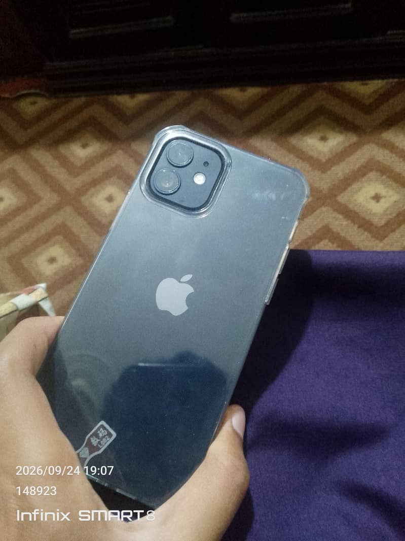 Apple iPhone 12 0
