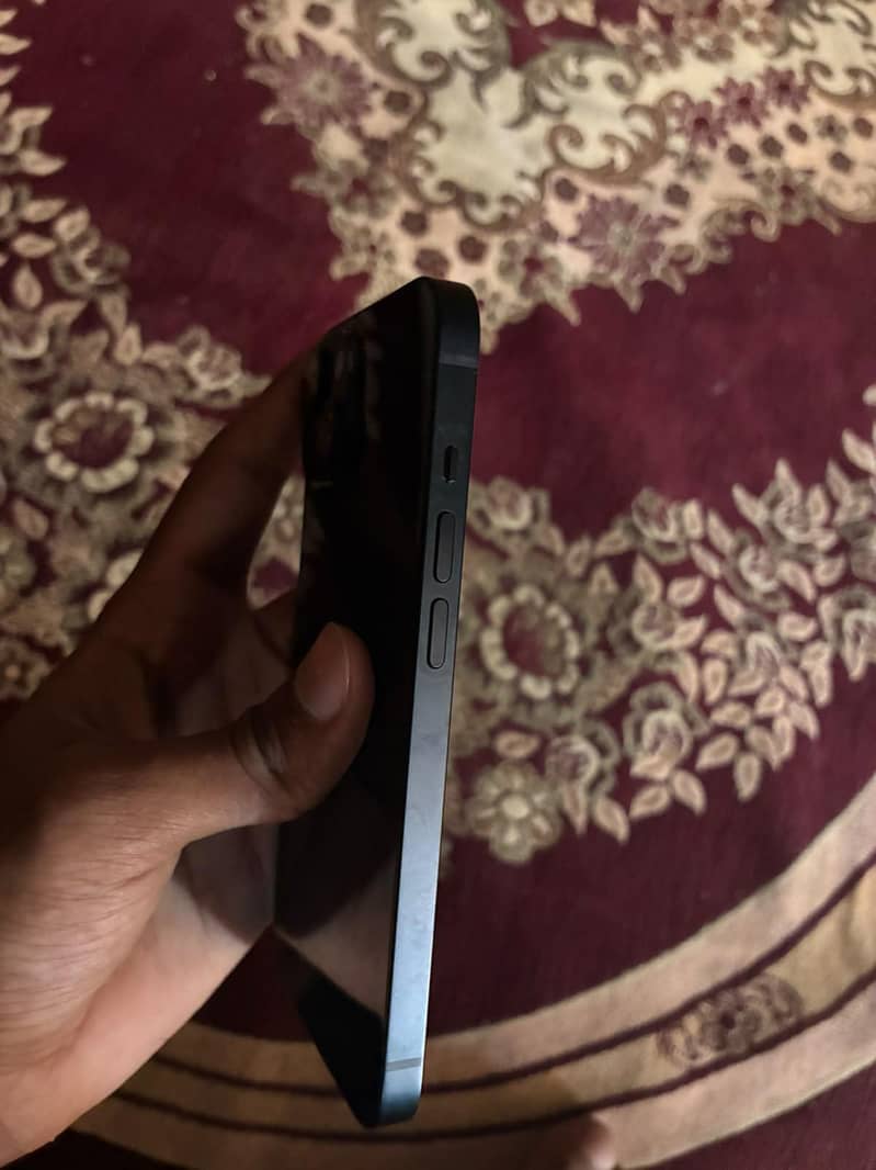 Apple iPhone 14 2