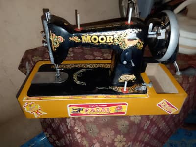 sewing machine MOOR silai machine