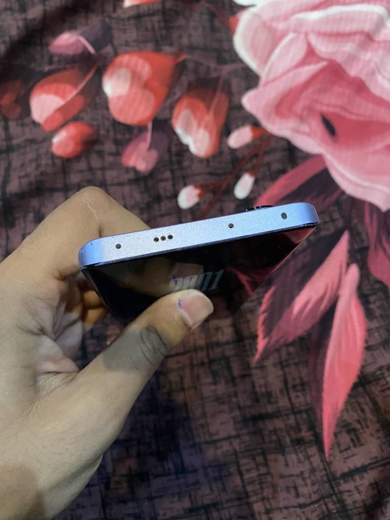 Xiaomi Redmi Note 13 Pro Plus 4