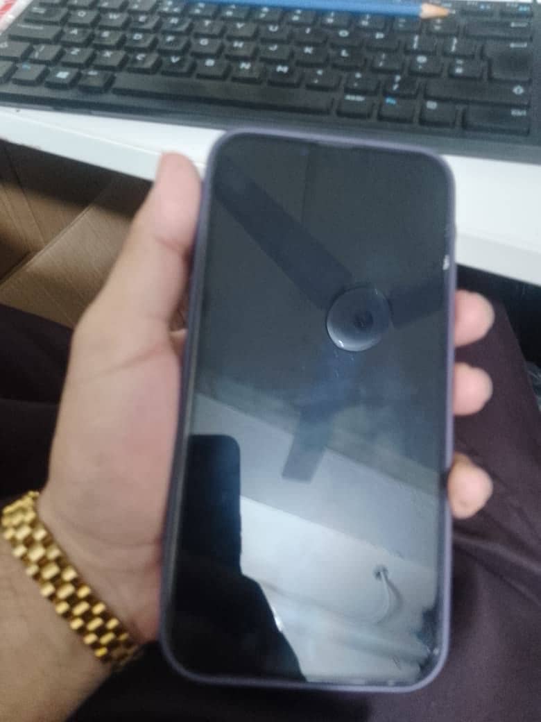 Apple iPhone 13 Pro Max 4