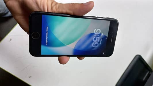 iphone SE 22