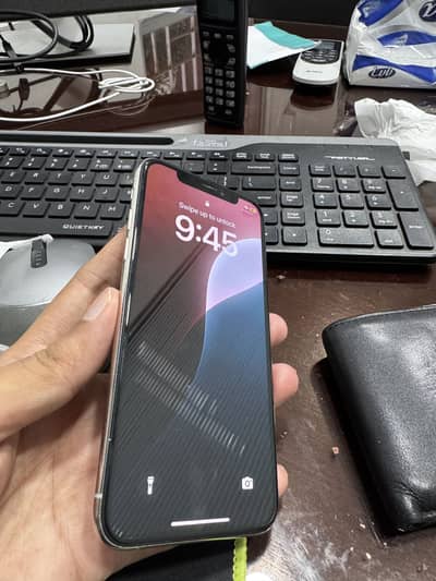 iPhone XS 64GB - Official PTA Approved