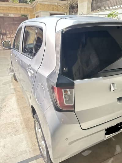 Daihatsu Mira 2022