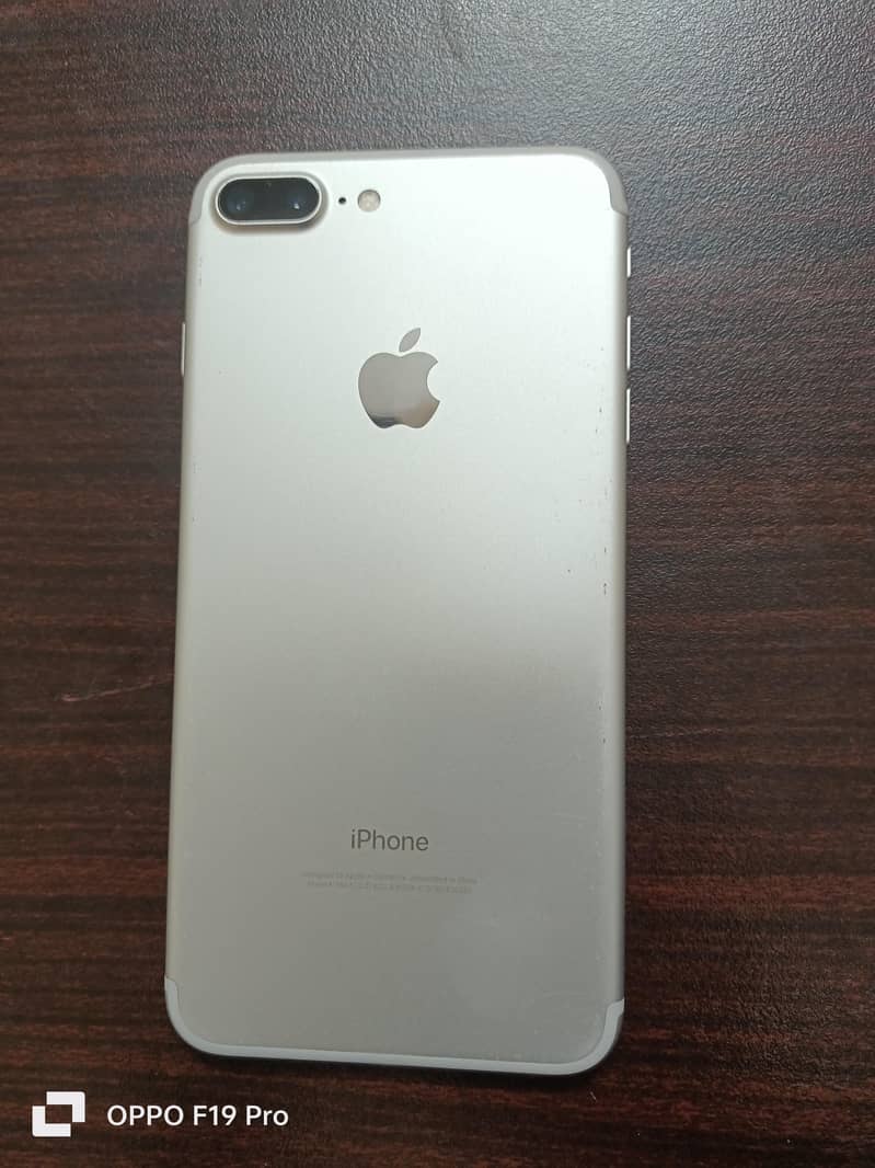 Apple iPhone 7 Plus 0