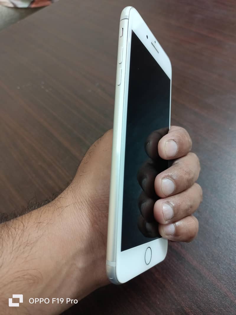 Apple iPhone 7 Plus 5