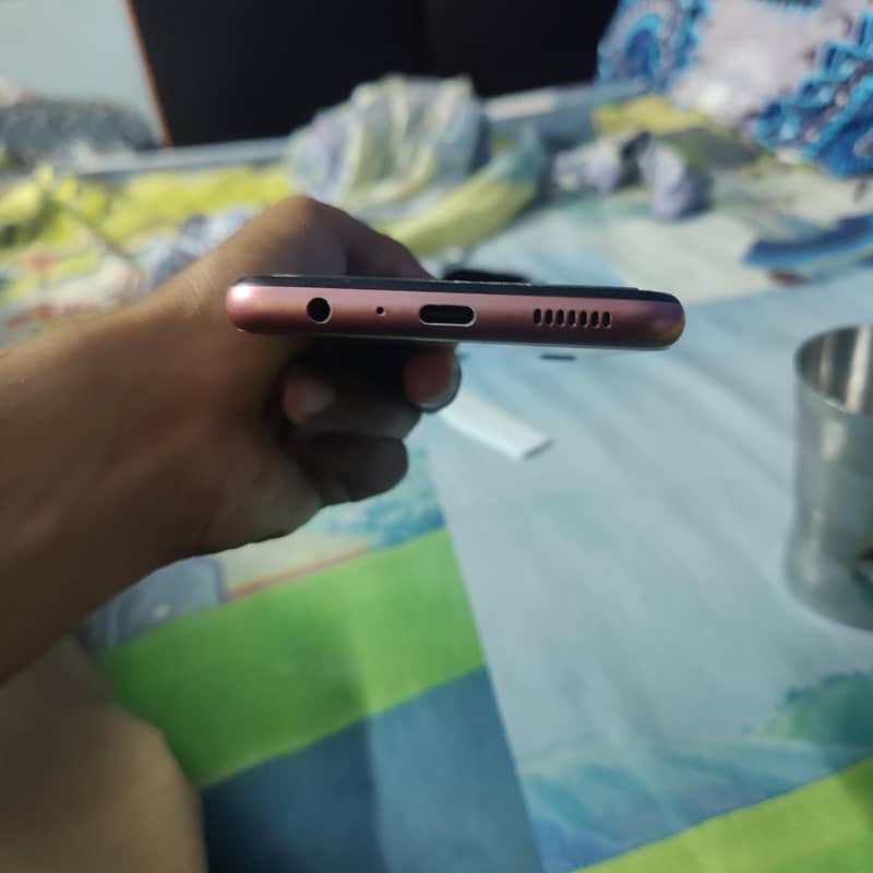 Samsung Mobile A04 2
