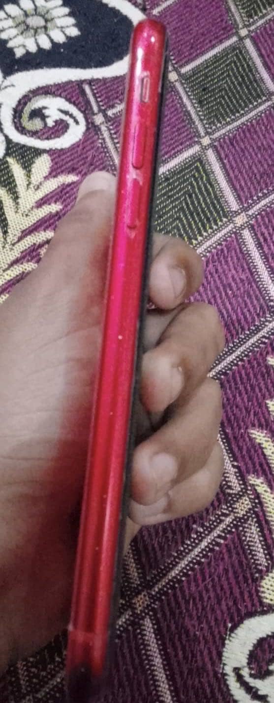 Apple iPhone 11 3