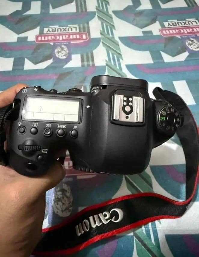 Canon eos 6d mark ll 1