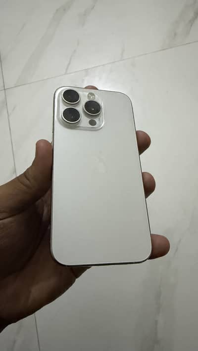 Apple iPhone 15 Pro