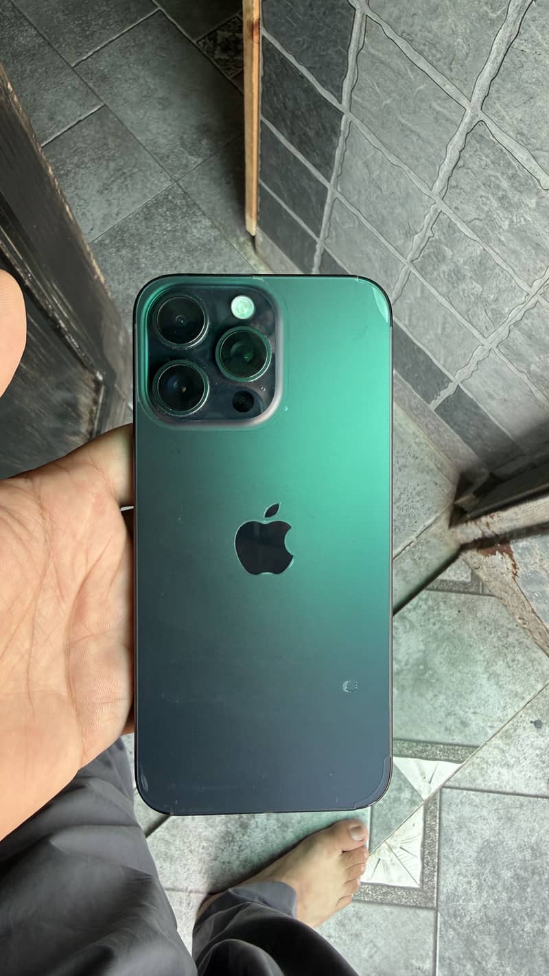 Apple iPhone 15 Pro Max 5