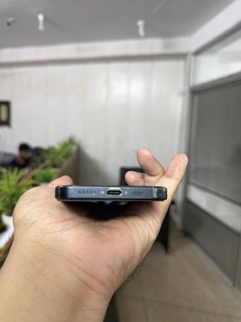 iPhone 15 Pro 3