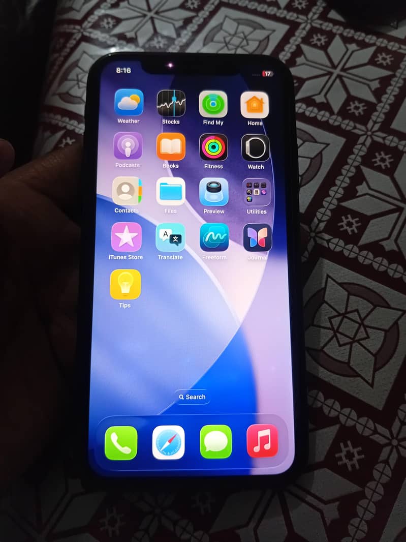 Apple iPhone 11 3