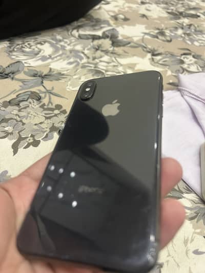 Apple iPhone XS factory unlock