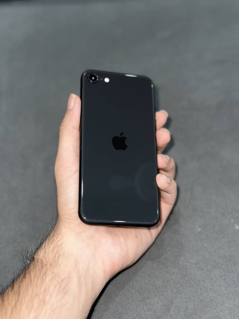 Apple iPhone SE2 1