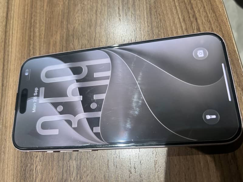 iPhone 15 plus 2