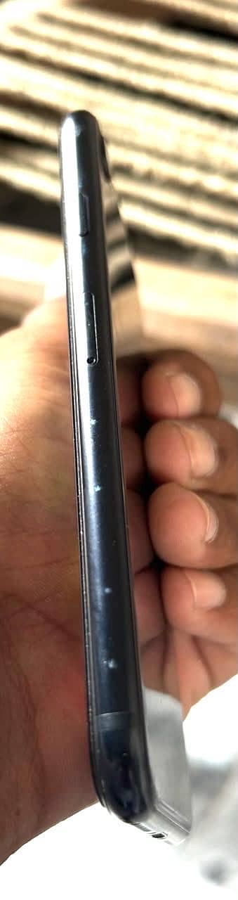 Apple iPhone SE 2022 jv