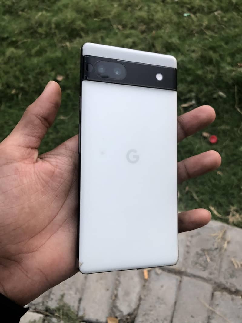 Google Pixel 6a 1