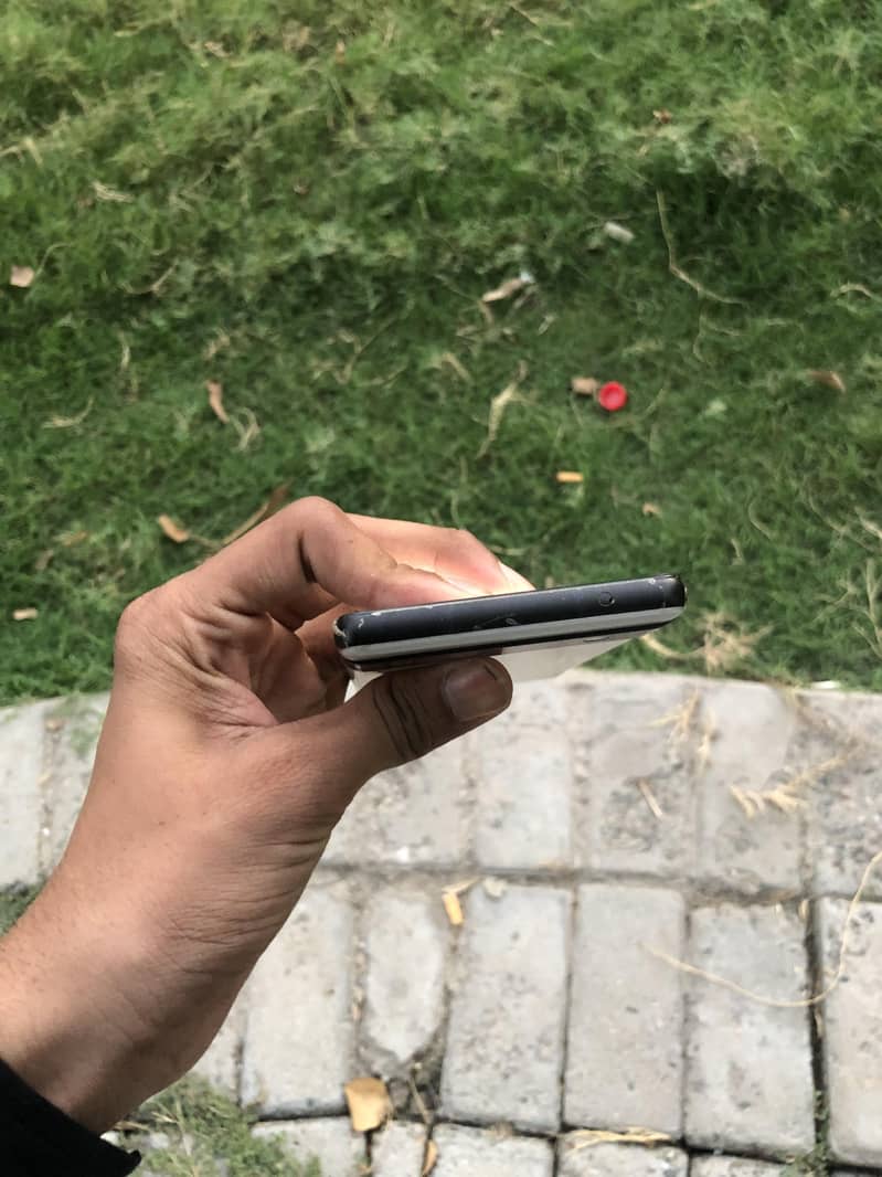 Google Pixel 6a 3