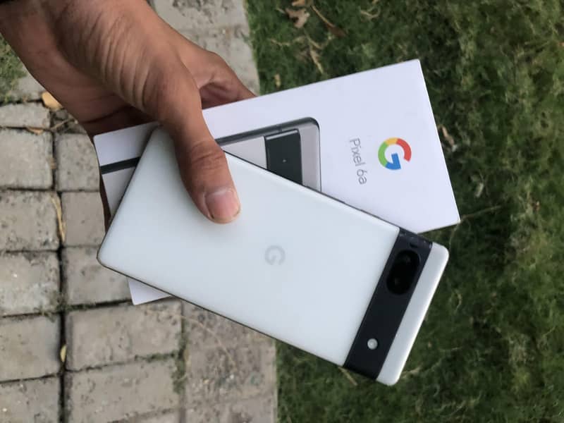 Google Pixel 6a 8