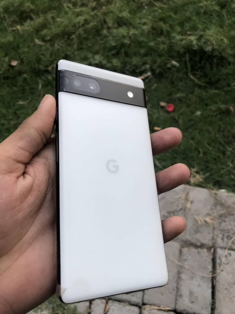 Google Pixel 6a 10
