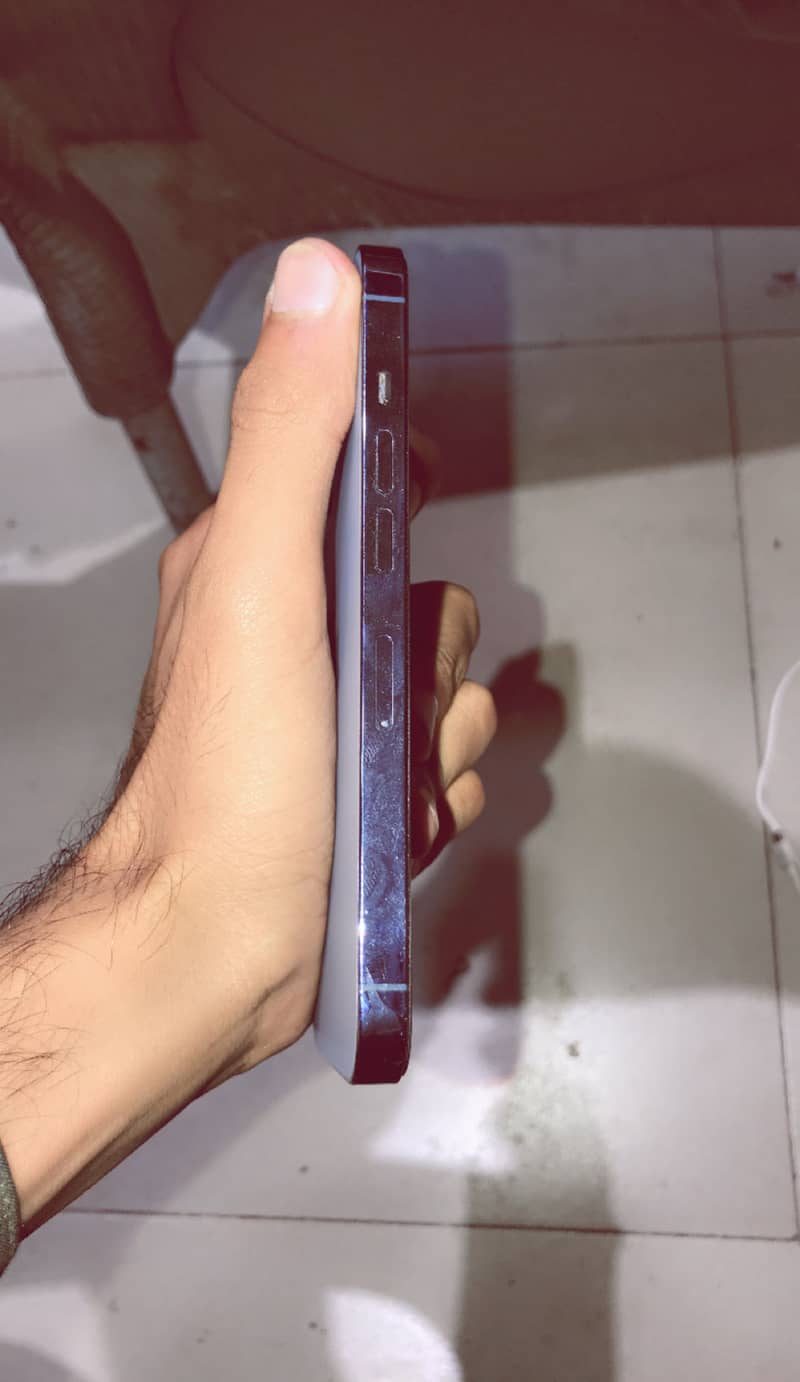 Apple iPhone 13 Pro 1