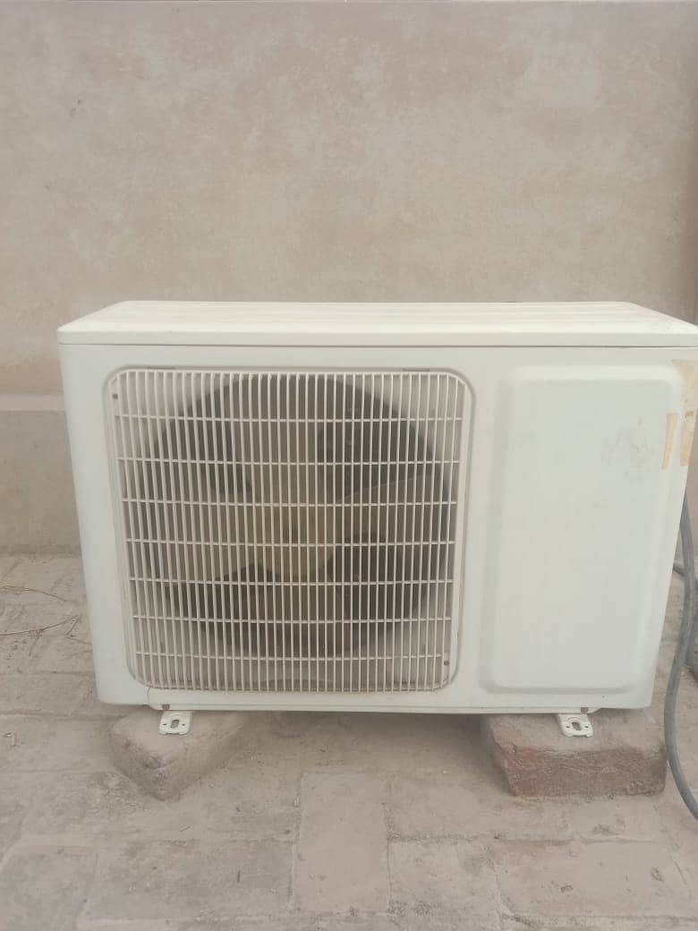 Dawlance Split AC 1.5 Tons 1