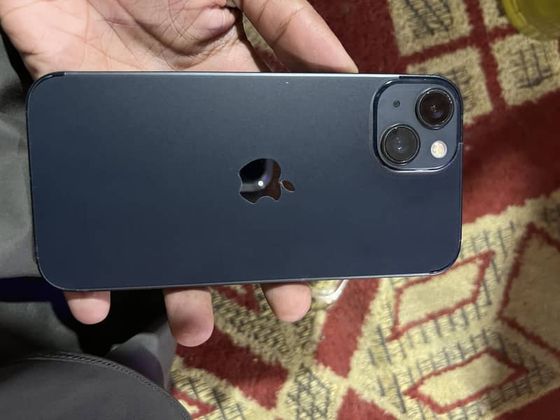Apple iPhone 13 1