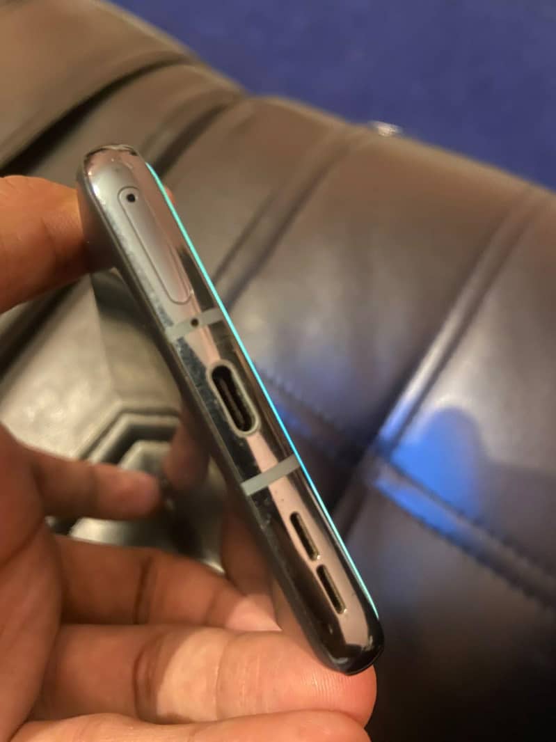 One Plus 9 Pro 5G/10/10 1