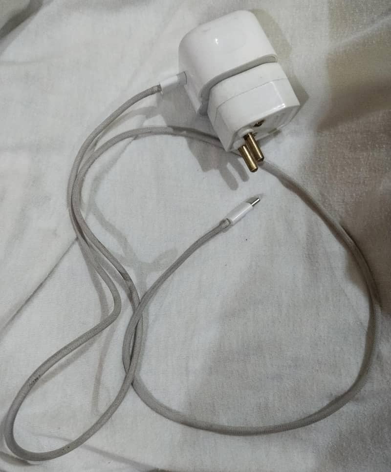 Apple iPhone 15 Pro 1