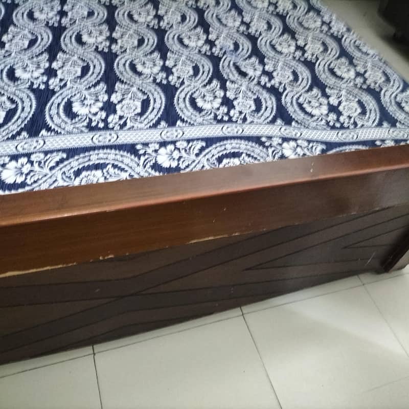 king bed 3
