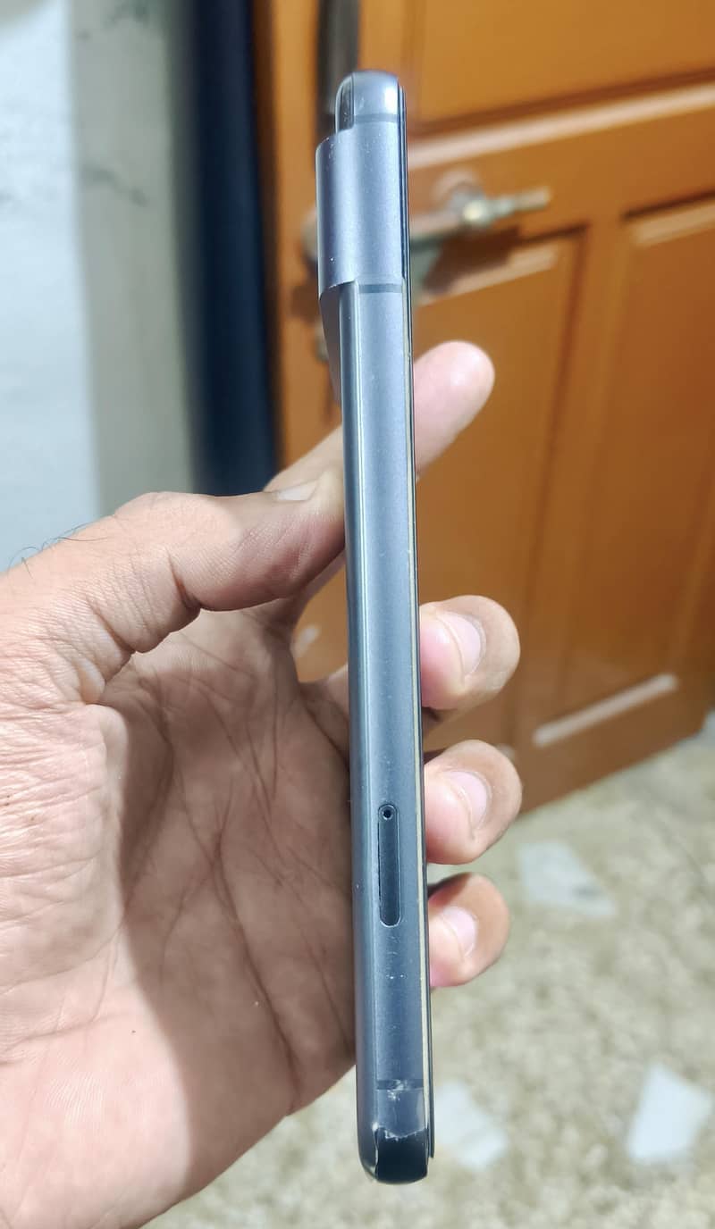 Google Pixel 8 3