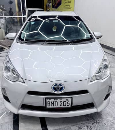 Toyota Aqua 2013