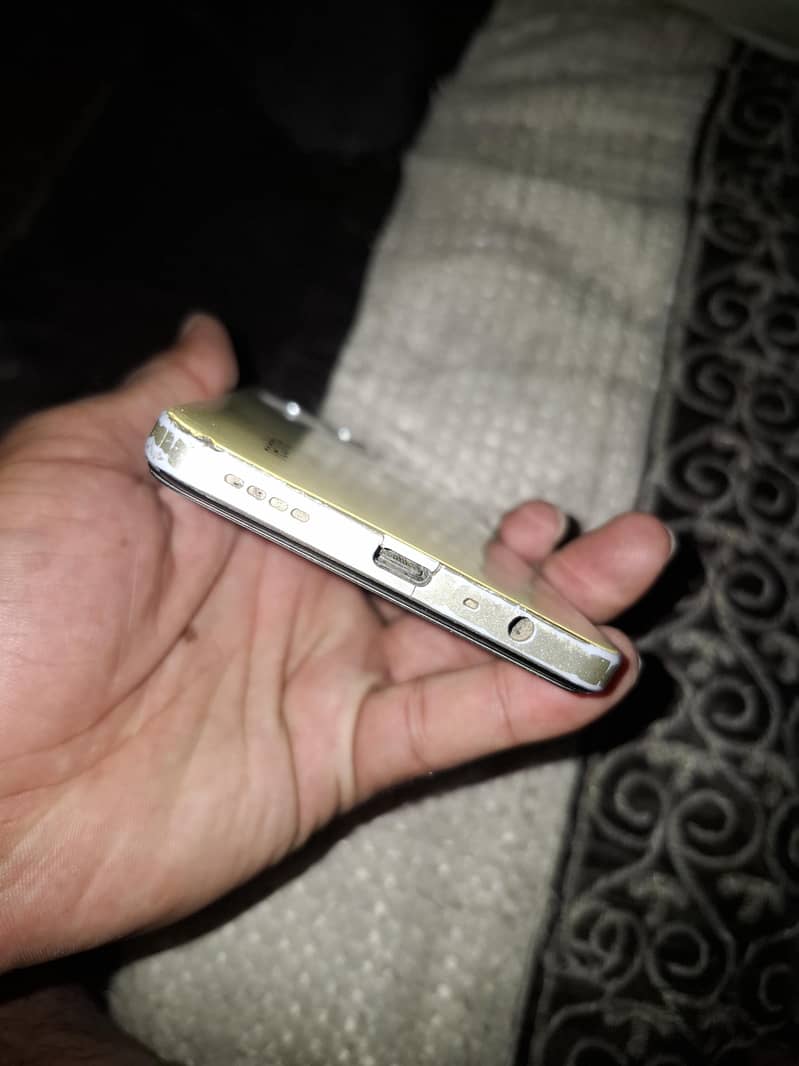 Realme C53 2