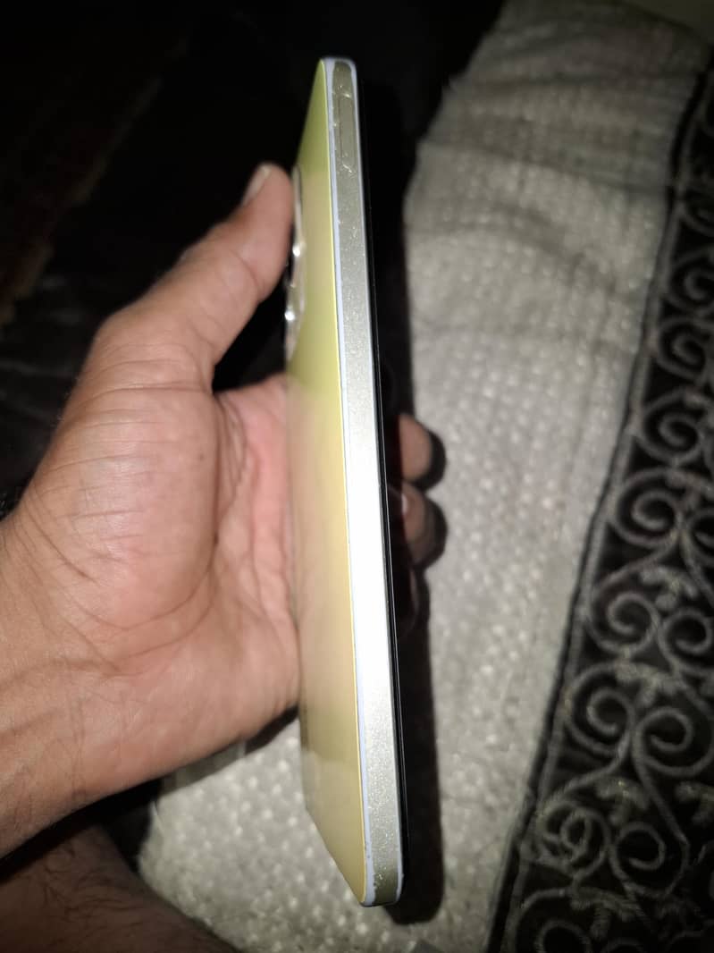 Realme C53 3