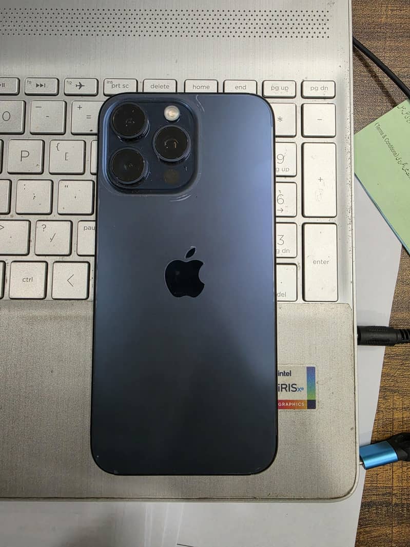 IPhone 15 pro Max 0