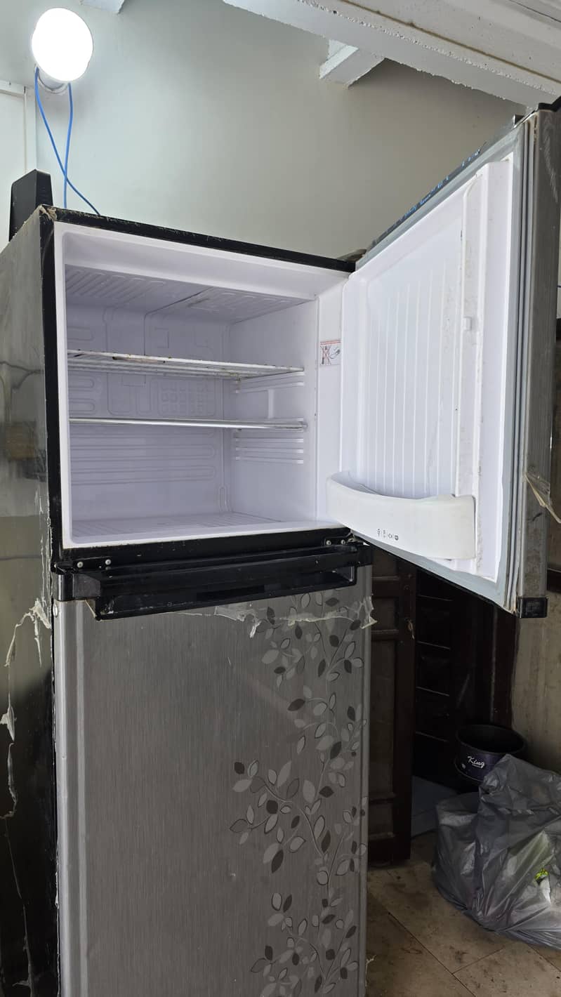 Orient Refrigerator 1