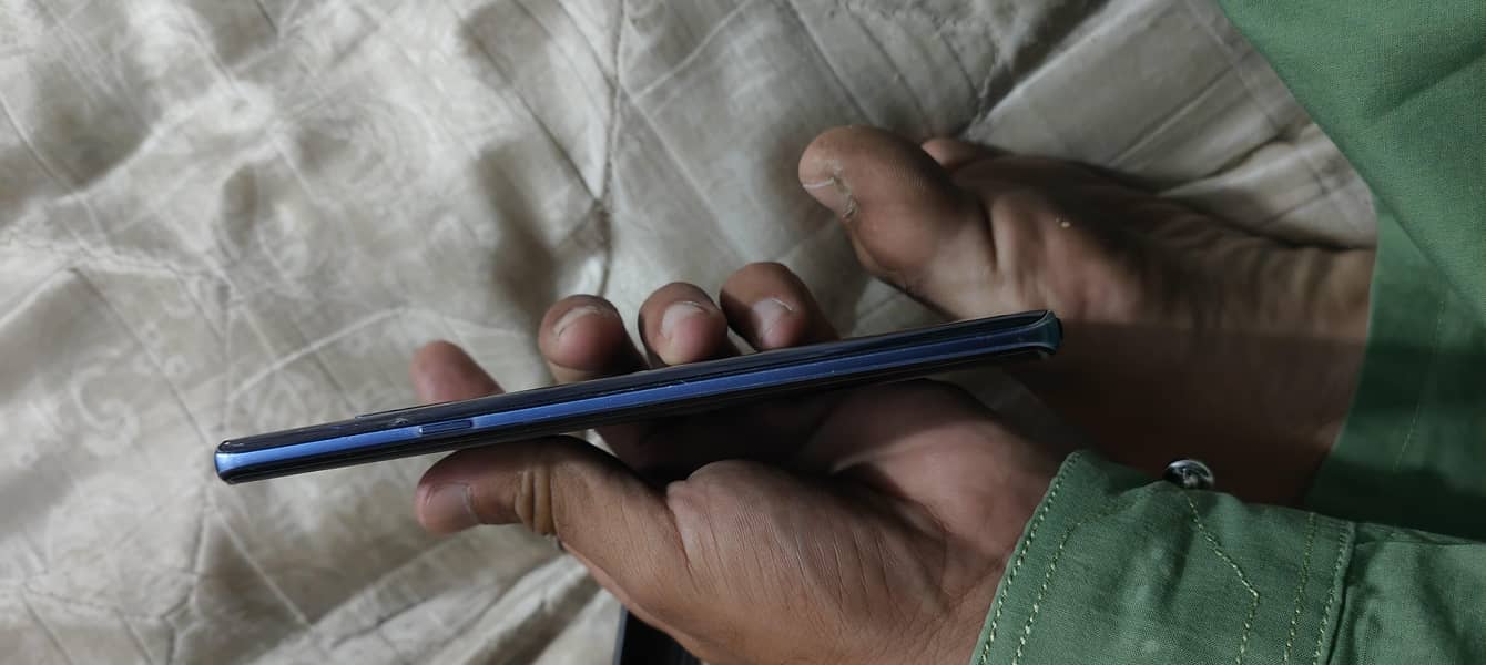 Samsung Mobile Note 9 9