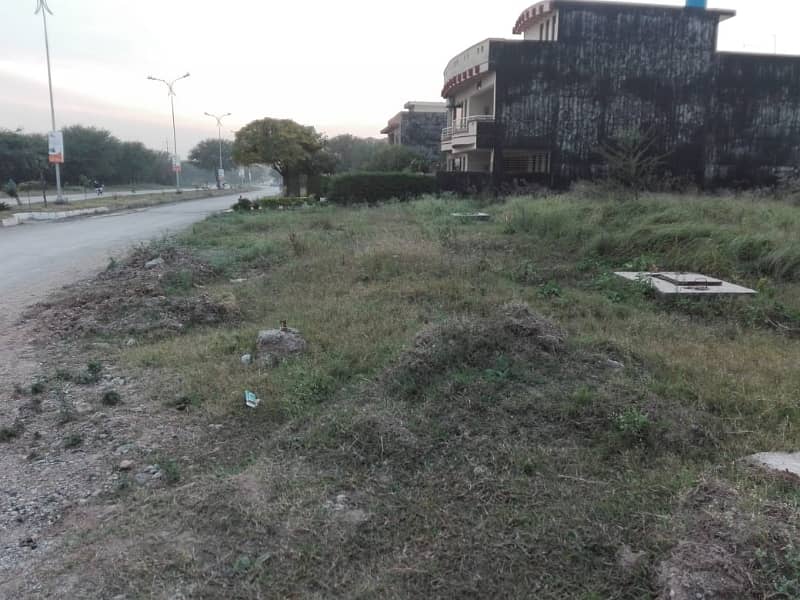 Most Top Location F-7/2 Plot 3