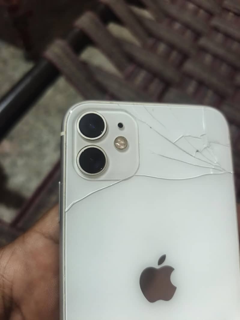 Apple iPhone 11 2