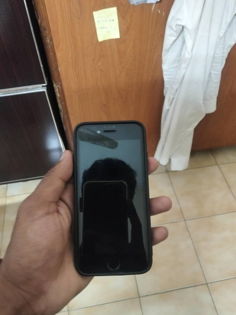 Apple iPhone 6S 2