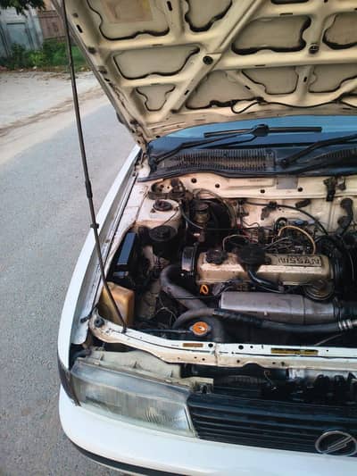 Nissan Sunny 1991